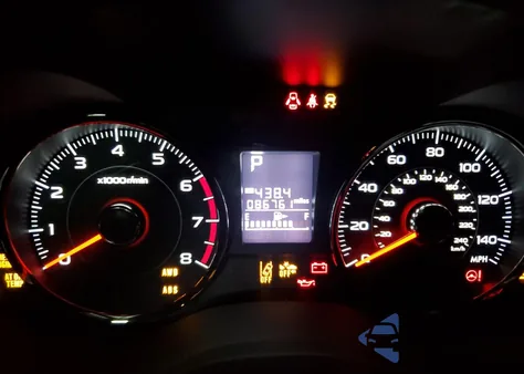 2014 Subaru Forester 2 z USA, uszkodzony, nr VIN 543859